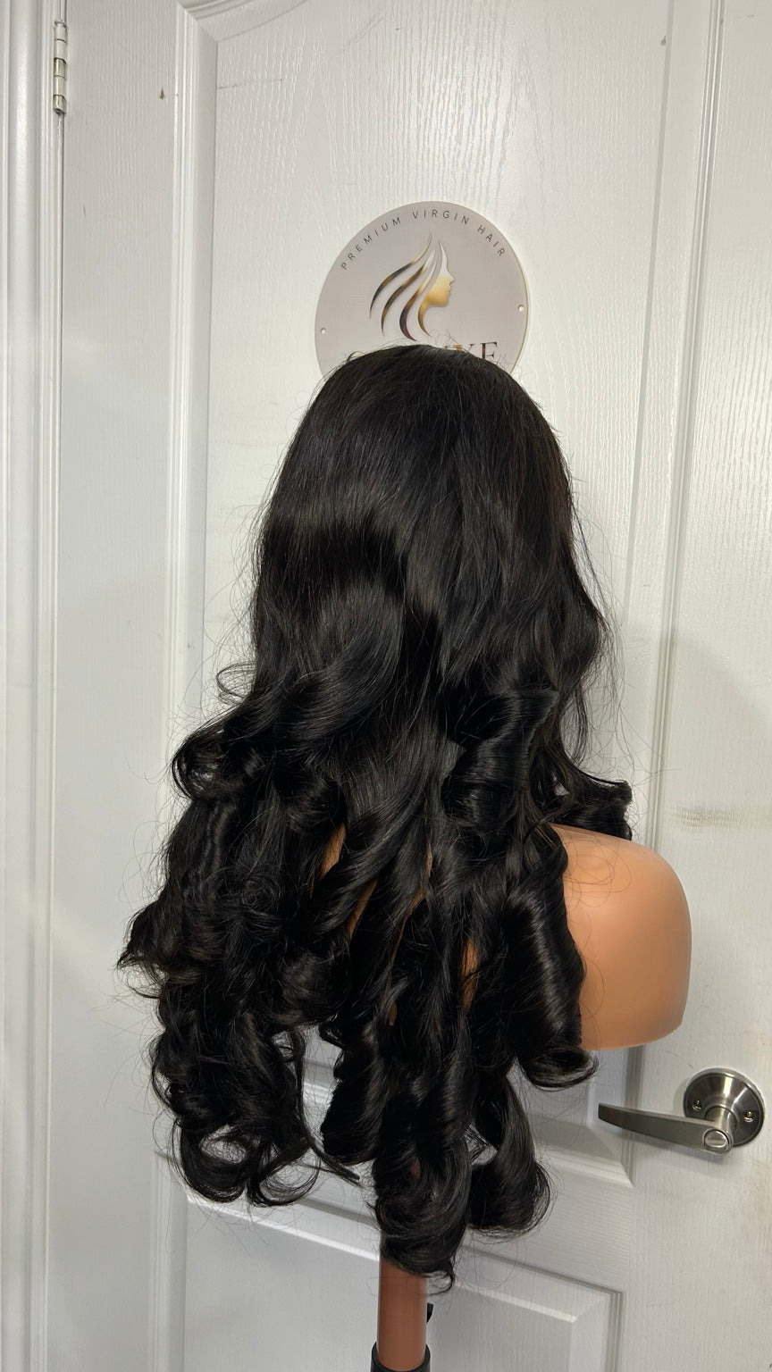 Luxury Raw Estovia Flip Curls Layered Wig